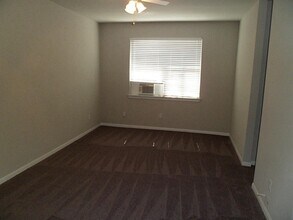 402 Hutcheson St-Unit -8 in Houston, TX - Building Photo - Building Photo