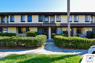 58 Club House Dr in Palm Coast, FL - Building Photo - Building Photo