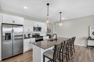 19946 Hunter's Ridge in Rogers, MN - Building Photo - Building Photo