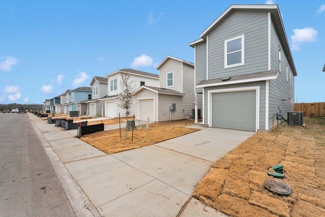 12038 La Cuchilla Ln in San Antonio, TX - Building Photo - Building Photo