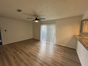 762 E Warrior Trail in Grand Prairie, TX - Building Photo - Building Photo