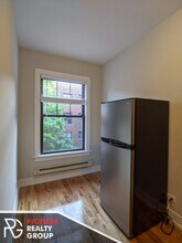 908 W George St, Unit W2 in Chicago, IL - Building Photo - Building Photo