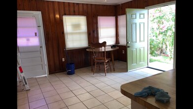 1069 Avenue A, Unit 1069 in Westwego, LA - Building Photo - Building Photo
