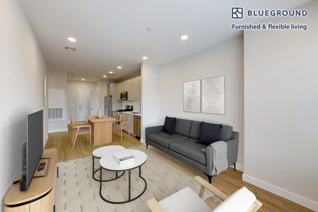 290 Mishawum Rd, Unit SI FL1-ID3860A in Woburn, MA - Building Photo - Building Photo