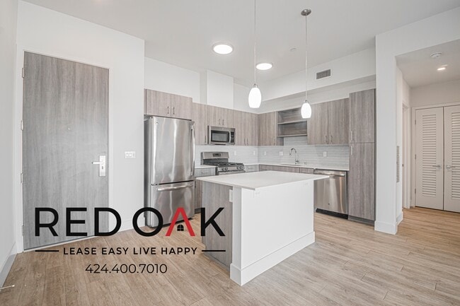 1331 W 7th St, Unit 417 in Los Angeles, CA - Foto de edificio - Building Photo