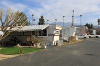 Mt View & Melody Ln in Yucaipa, CA - Foto de edificio - Building Photo