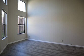 34888 Sea Cliff Terrace in Fremont, CA - Building Photo - Building Photo