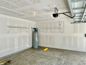 56 Pilgrim Dr in Palm Coast, FL - Building Photo - Building Photo