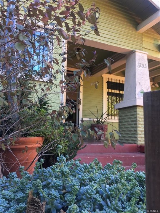 3 Unit Multi-Family in West Hollywood, CA - Foto de edificio