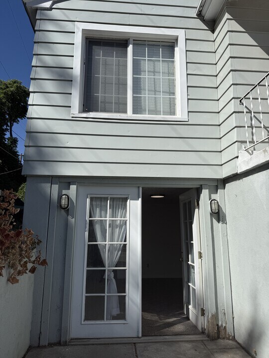 219 Country Club Dr in Ogden, UT - Building Photo