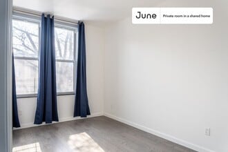Room in Shared 4 bed/2 bath home in New York, NY - Building Photo - Building Photo