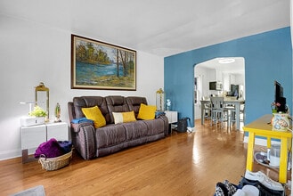 6750 S Kedvale Ave in Chicago, IL - Building Photo - Building Photo
