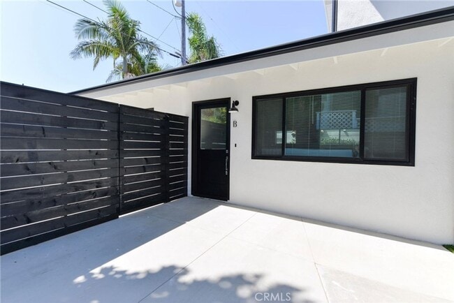 property at 223 Avenida De La Grulla