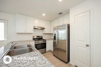 13815 Goat Cv in San Antonio, TX - Foto de edificio - Building Photo