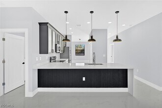 517 Johns Ave in Lehigh Acres, FL - Building Photo - Building Photo