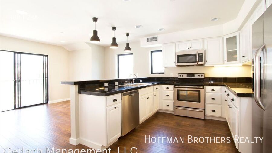 1156 W 29th St in Los Angeles, CA - Building Photo