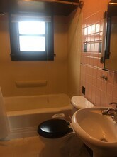 1210 S Lincoln St in Bloomington, IN - Building Photo - Building Photo