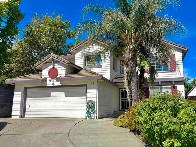 property at 7 Goldmeadow Ct