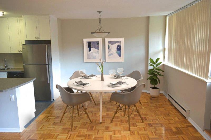 Somerset Place Apartments in London, ON - Building Photo