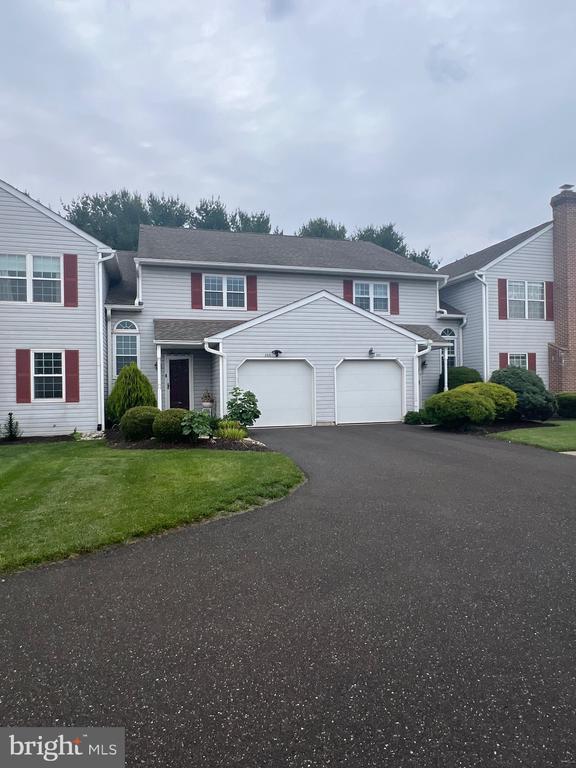 property at 202 Essex Ct