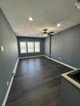 2624 N Milwaukee Ave, Unit 202 in Chicago, IL - Building Photo - Building Photo