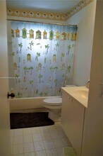 900 Savannah Falls Dr in Weston, FL - Building Photo - Building Photo