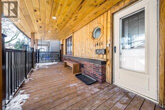 1411 Windermere Rd in Windsor, ON - Foto de edificio - Building Photo