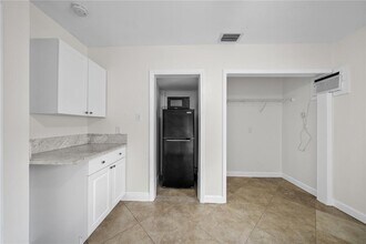 1041 NE 9th Ave, Unit A3 in Fort Lauderdale, FL - Foto de edificio - Building Photo