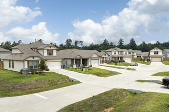 Cedar Crossing in Conroe, TX - Building Photo - Building Photo