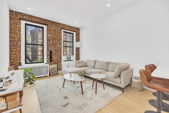 304 Columbus Ave