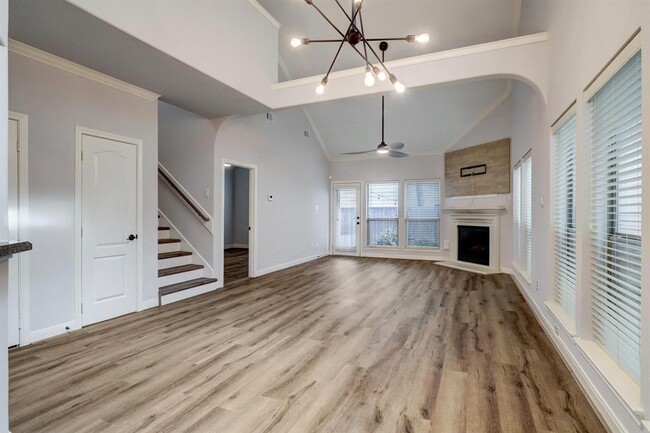 2908 N Becca Ln in Houston, TX - Foto de edificio - Building Photo