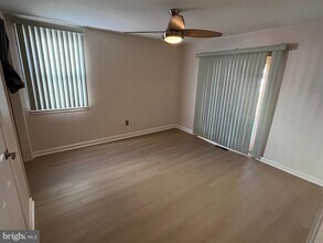 509 Larkspur St in Philadelphia, PA - Building Photo - Building Photo