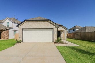 3075 Wild Indigo Trl in Brookshire, TX - Building Photo - Building Photo