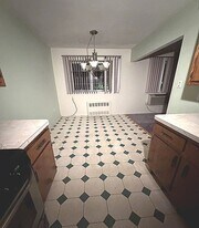 7125 58th Rd in Queens, NY - Building Photo