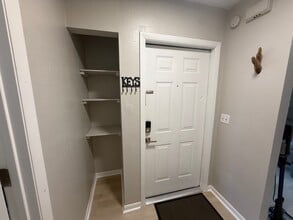 3811 SW 28th Terrace in Gainesville, FL - Foto de edificio - Building Photo