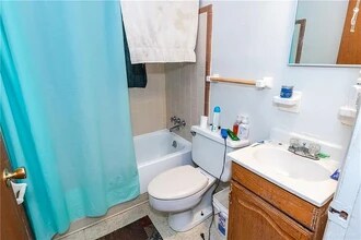 1116 W Grand Ave, Unit Apartment #1 in Dayton, OH - Building Photo - Building Photo