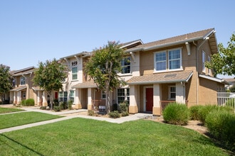 North Avenue Apartments in Sacramento, CA - Building Photo - Building Photo