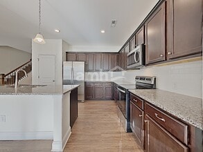 105 Everett Park Dr in Mooresville, NC - Building Photo - Building Photo