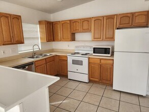 139 Roosevelt Ave in Cocoa Beach, FL - Building Photo - Building Photo