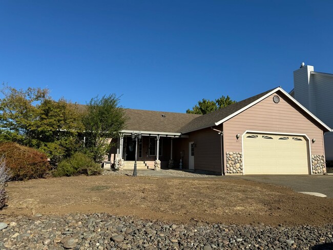 property at 305 Jamie Loop
