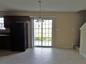 1410 River Run Rd in Lowell, NC - Building Photo - Building Photo