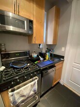 Mott Street, Unit 16 in New York, NY - Building Photo - Building Photo