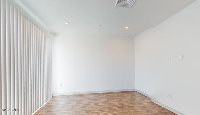 26810 N 27th Ave in Phoenix, AZ - Foto de edificio - Building Photo