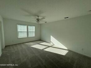 4351 Leeward Breeze Lp in Middleburg, FL - Building Photo - Building Photo