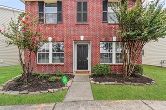 1011 Grassy View Dr in Houston, TX - Foto de edificio - Building Photo