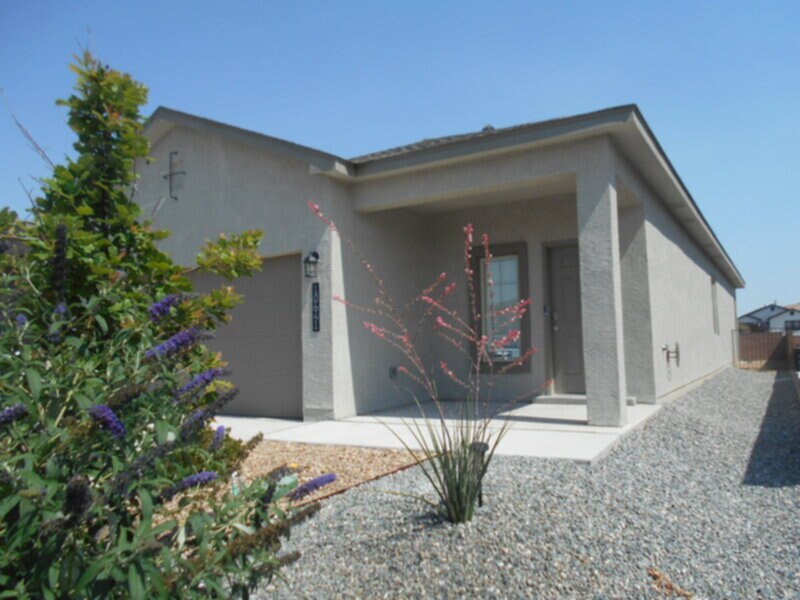 10641 Valedon Ln in Albuquerque, NM - Building Photo