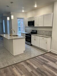 1212 N Alden St photo'