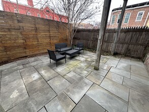 648 11th St NE, Unit A in Washington, DC - Building Photo - Building Photo
