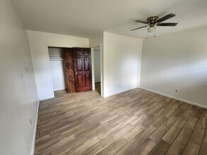 1302 E 149th Ave in Lutz, FL - Building Photo - Building Photo