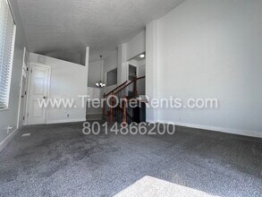 4119 Middle Park Ln in West Valley City, UT - Building Photo - Building Photo